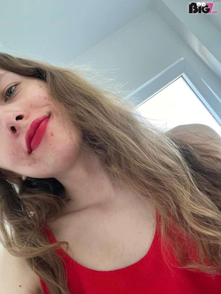 GoettinDieEchte - Sexvideos - Big7 - 1