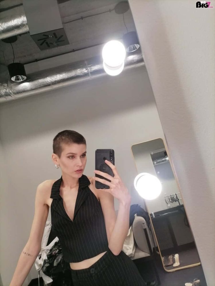 charm-sarah - Sexvideos - Big7 - 1
