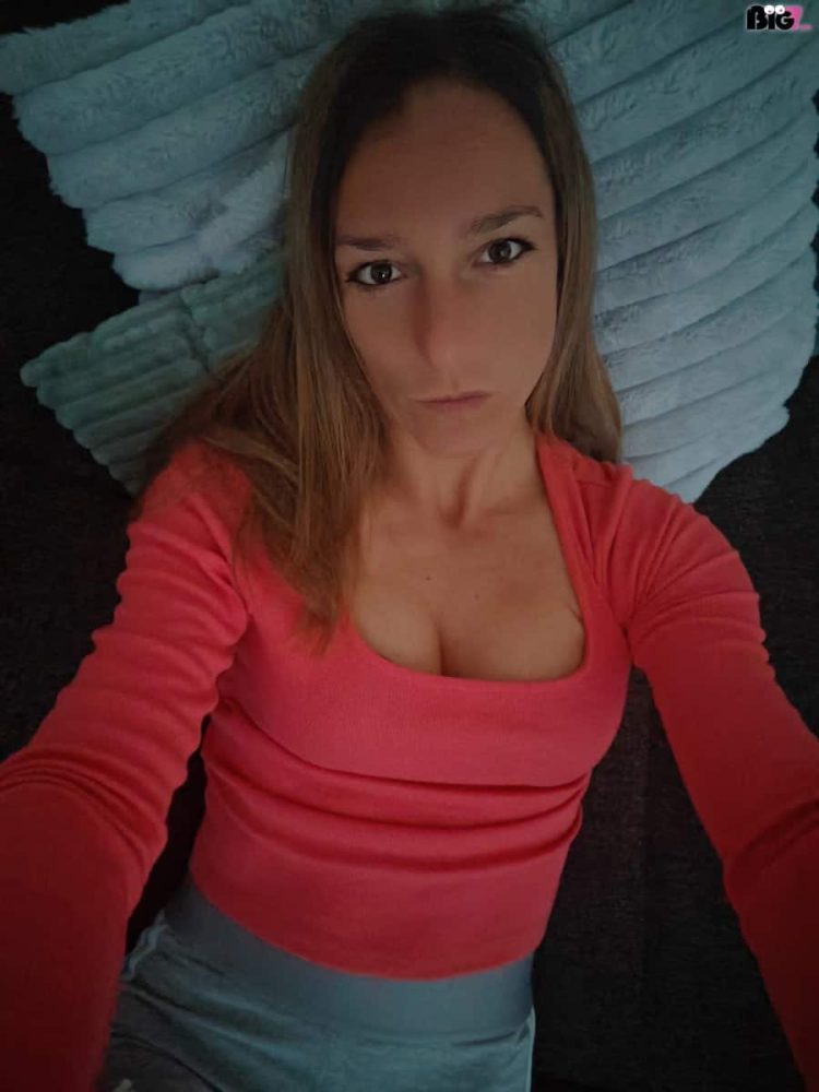 Julia-Klein - Sexvideos - Big7 - 1