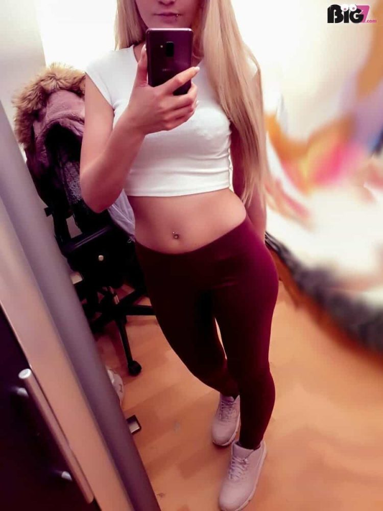 LenaYoung - Sexvideos - Big7 - 1
