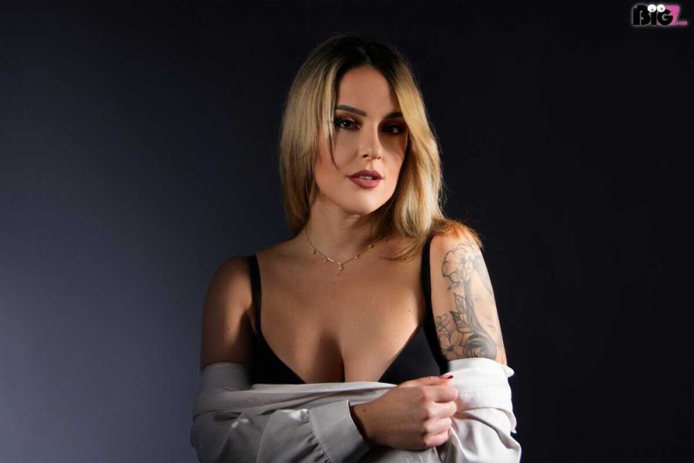 MollyCrystal - Sexvideos - Big7 - 1