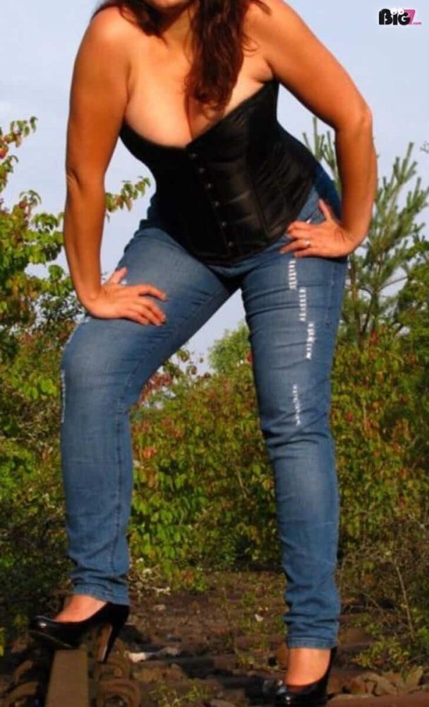 Nylondomina - Sexvideos - Big7 - 1
