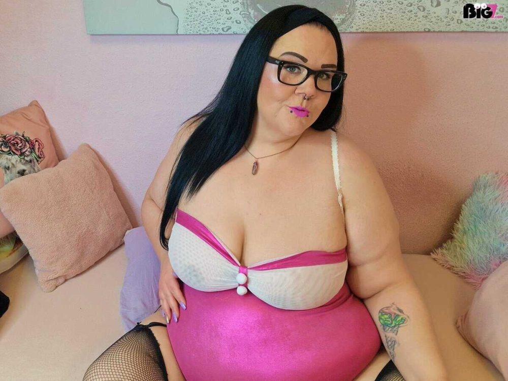 Scharfe-Kitty - Sexvideos - Big7 - 1