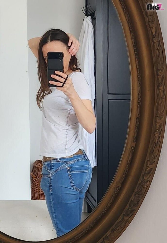 Sophie83 - Sexvideos - Big7 - 1