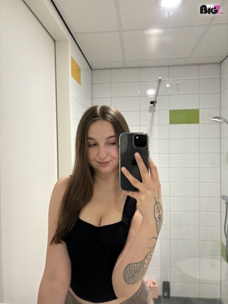 CharlotteStar - Sexvideos - Big7 - 1