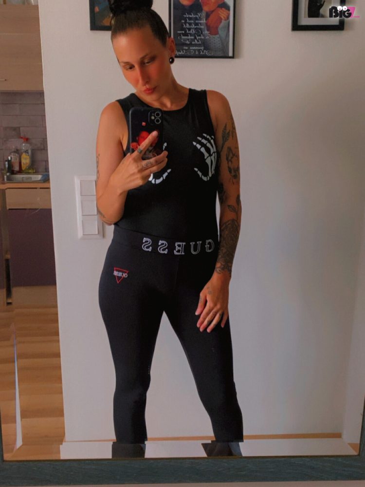 Manuschkaa - Sexvideos - Big7 - 1