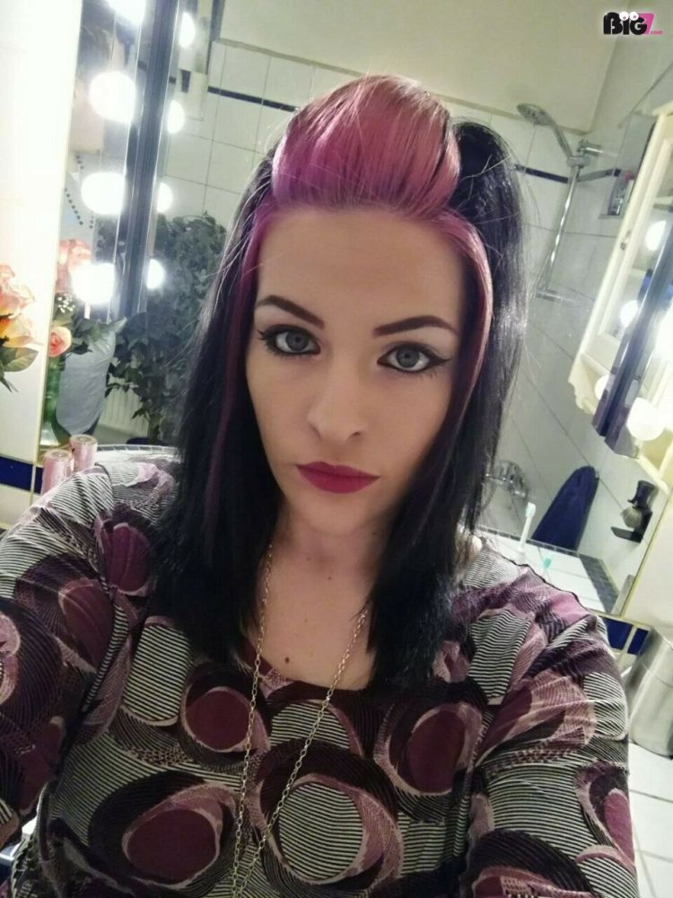 Mellybukakke - Sexvideos - Big7 - 1